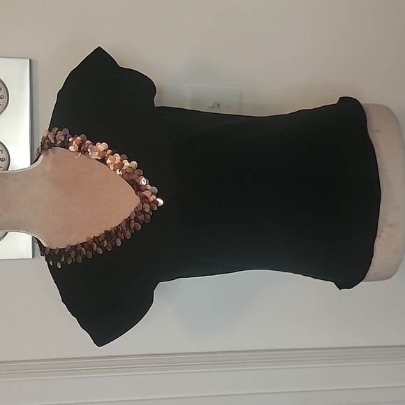 August Silk Knits Size M Black Tee with Copper Colored Sequin Accent, EUC - Picture 1 of 6